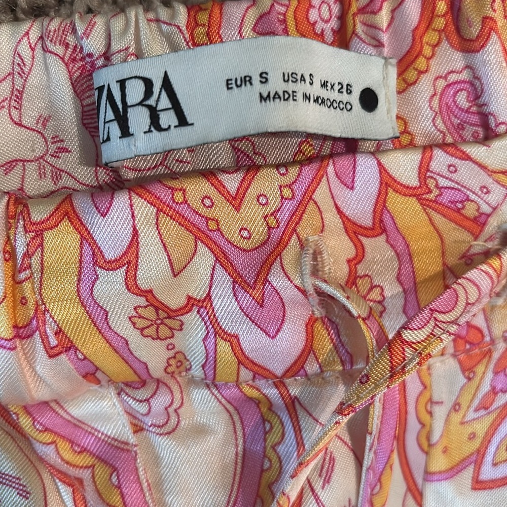 Zara The Sasha Pink Orange Satin Printed Tapered Tie Hem
Pants size S - Picture 6 of 8